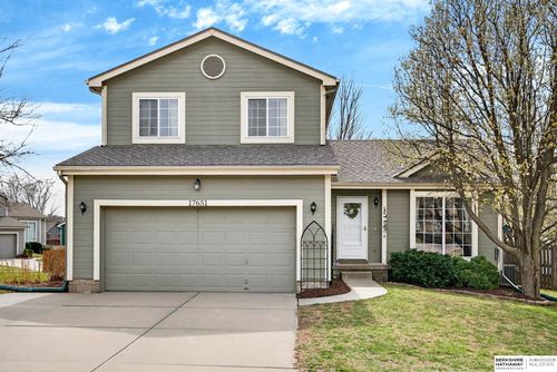 17651 H Street, Omaha, NE, 68135 | Card Image