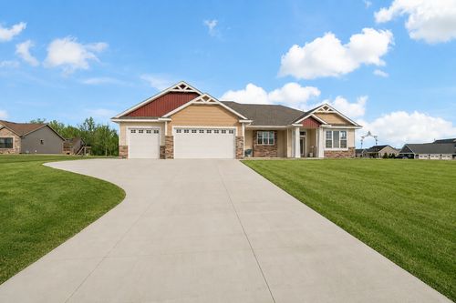 1013 Birch Ave Ne, Montgomery, MN, 56069-2201 | Card Image