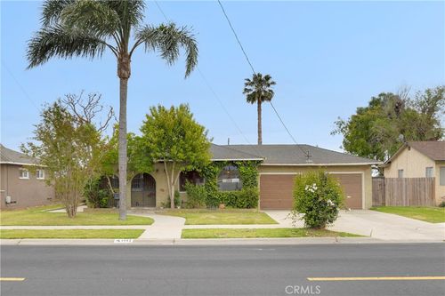 4662 Howard Ave, Los Alamitos, CA, 90720-2620 | Card Image