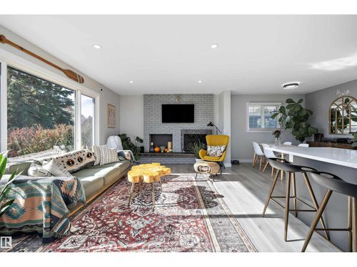 6304 94a Ave Nw, Edmonton, AB, T6B0Y8 | Card Image