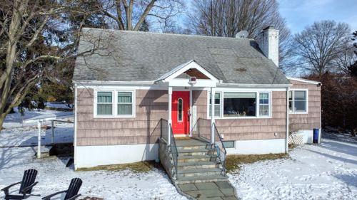 5 Gwendolyn Street, Norwalk, CT, 06851 | Card Image