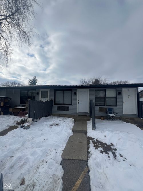 apt-102-2000 Indianapolis Rd, Crawfordsville, IN, 47933-3179 | Card Image