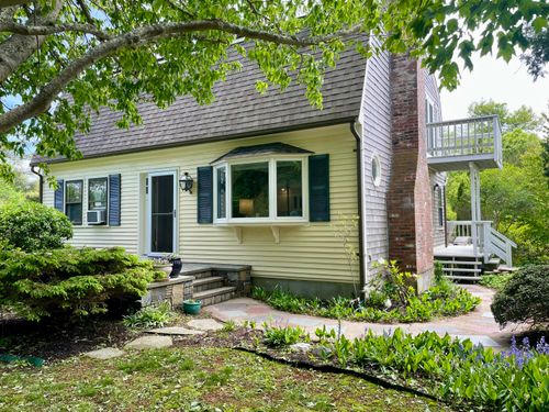 30 Snows Ln, Provincetown, MA, 02657-1209 | Card Image
