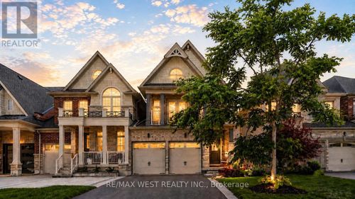 57 Alex Campbell Cres, King City, ON, L7B0C2 | Card Image