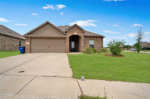 1800 Tyne Way, Crowley, TX, 76036-1509 | Card Image