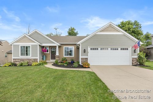 23-5703 Scotsglen Ct, Caledonia, MI, 49316-7783 | Card Image
