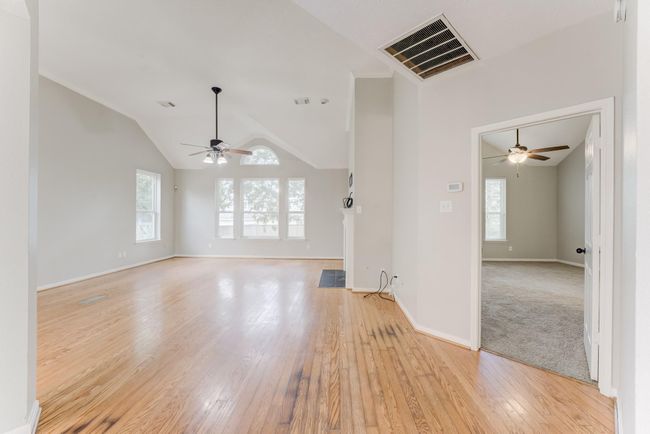 1015 Pine Walk Trl, House other with 4 bedrooms, 3 bathrooms and 2 parking in Spring TX | Image 15