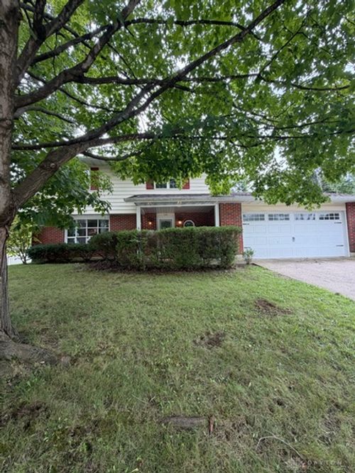 330 Bellaire Dr, Fairborn, OH, 45324-4108 | Card Image