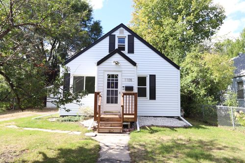 1105 15th St S, Fargo, ND, 58103-3036 | Card Image