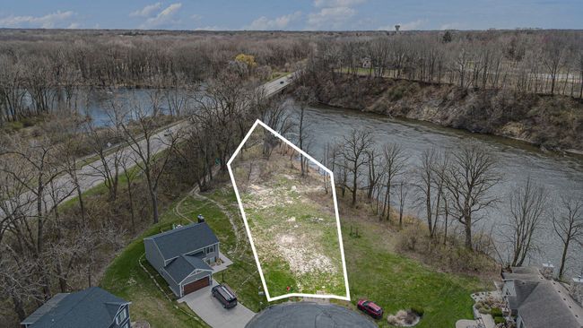 673 S Cygnet Lake Dr, Home with 0 bedrooms, 0 bathrooms and null parking in Benton Harbor MI | Image 7