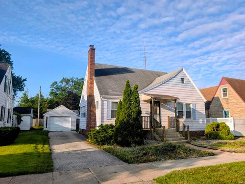 413 Thurman Ave, Michigan City, IN, 46360-4725 | Card Image