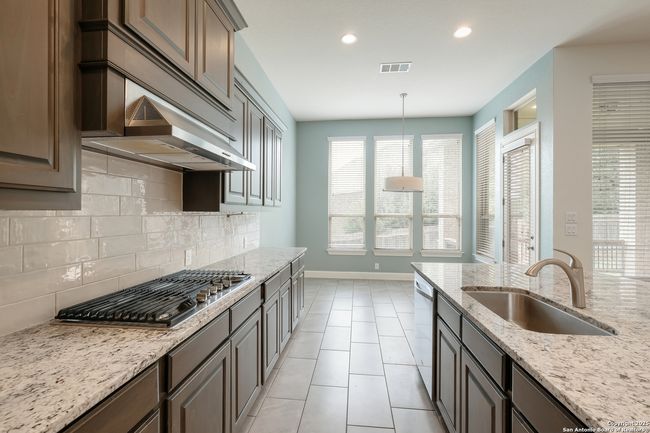 28812 Stevenson Gate, House other with 4 bedrooms, 3 bathrooms and null parking in Fair Oaks Ranch TX | Image 14