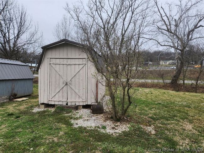 524 W Water St, Home with 3 bedrooms, 3 bathrooms and null parking in Paoli IN | Image 15