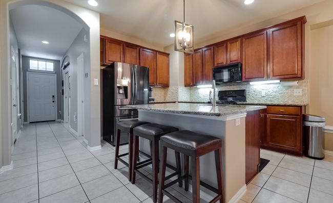1144 Spanish Moss Dr, House other with 3 bedrooms, 3 bathrooms and null parking in Savannah TX | Image 9