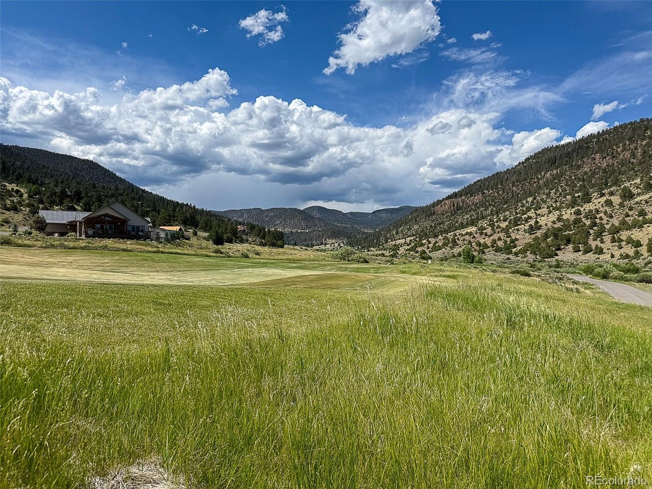Land in South Fork
