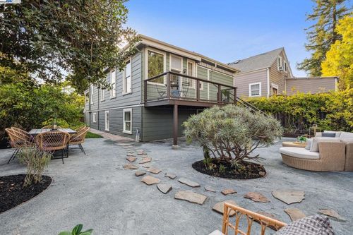 2151 Alameda Ave, Alameda, CA, 94501-4307 | Card Image