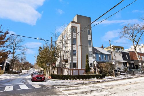 243 Niagara St, Toronto, ON, M6J2L7 | Card Image