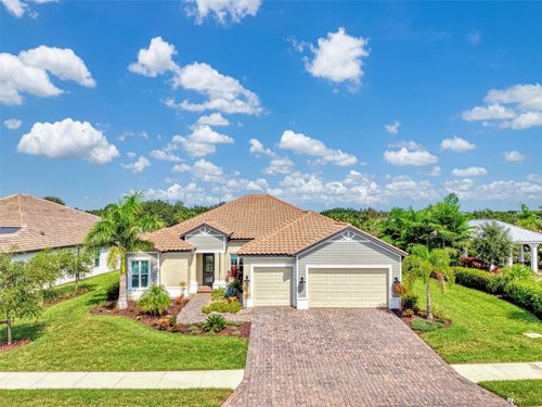 18045 Home Run Dr, VENICE, FL, 34293-3587 | Card Image