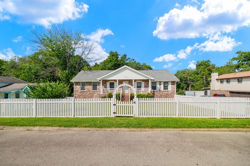 557 Castlegate Dr, Nashville, TN, 37217-4267 | Card Image