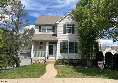 227 Winding Hill Dr, Hackettstown, NJ, 07840-5665 | Card Image