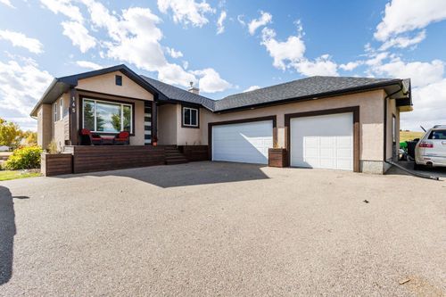 145 Sharp Hill Dr, Rocky View County, AB, T4A0P1 | Card Image
