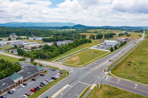 1 Ivy Ridge Ln, FISHERSVILLE, VA, 22939 | Card Image