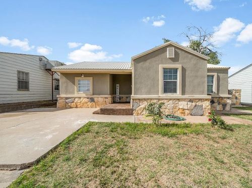 1907 N Monticello St, Big Spring, TX, 79720-5031 | Card Image