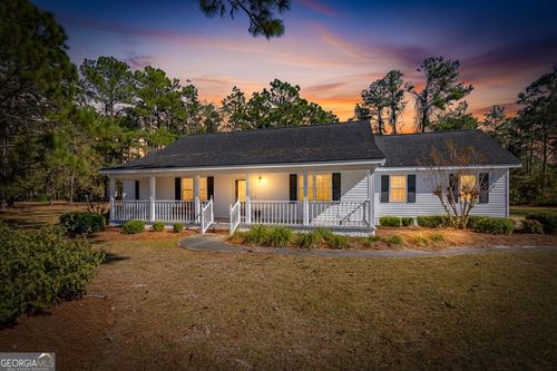 99 Jekyll Island Rd, Jesup, GA, 31545-7607 | Card Image