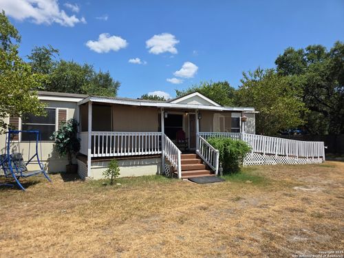 200 Iroquois Trl, Bandera, TX, 78003-3838 | Card Image