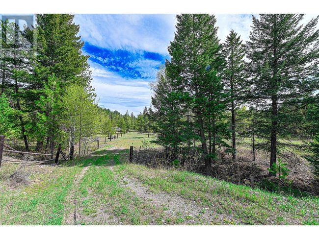 3705 Kahn Rd, House other with 4 bedrooms, 2 bathrooms and null parking in Cranbrook BC | Image 36