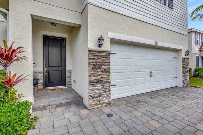 92 Palmetto Ln, House other with 4 bedrooms, 3 bathrooms and null parking in Royal Palm Beach FL | Image 4