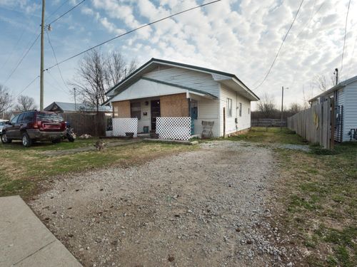 1824 D St Ne, Miami, OK, 74354-2746 | Card Image