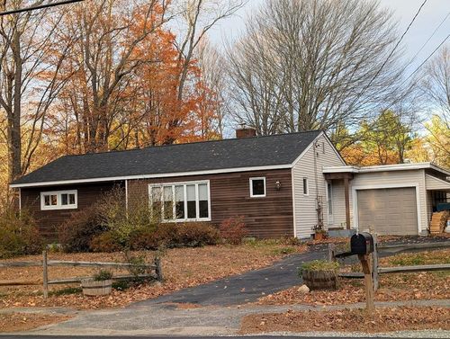 223 Maple St, Hopkinton, NH, 03229-3354 | Card Image