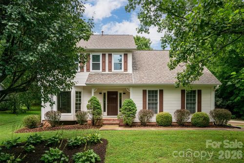 204 Windsor Forest Cir, Fletcher, NC, 28732-9691 | Card Image