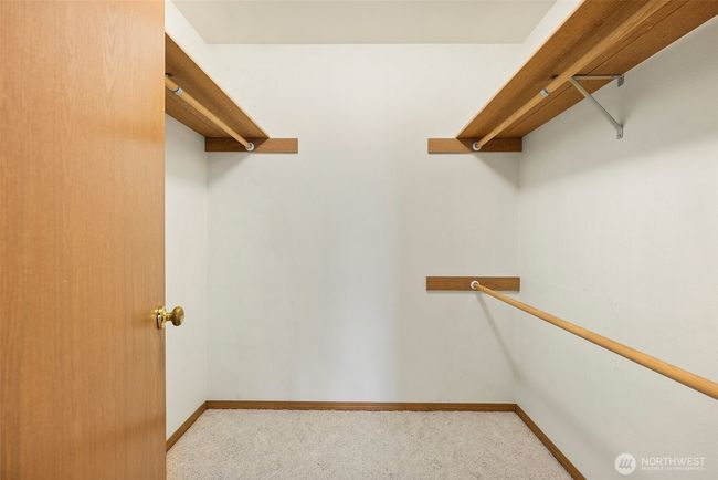 215 James St S, House other with 3 bedrooms, 2 bathrooms and 2 parking in Roy WA | Image 19