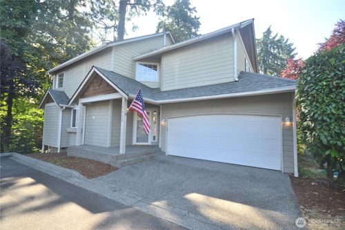 10415 Whitman Avenue Sw, Lakewood, WA, 98499 | Card Image