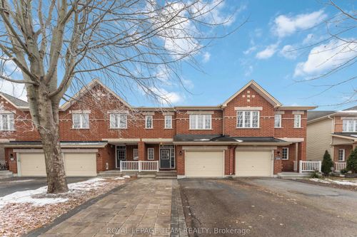 246 Tandalee Cres, Kanata, ON, K2M0A1 | Card Image