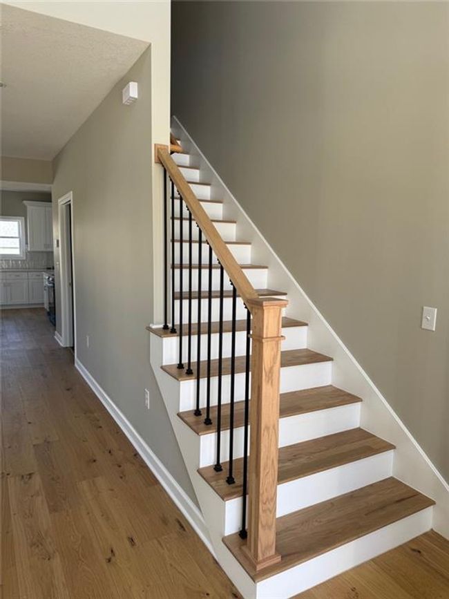 305 N Prairie St, House other with 4 bedrooms, 3 bathrooms and null parking in Hamilton MO | Image 6