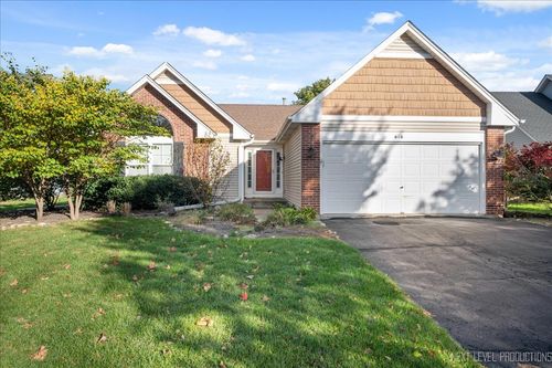 616 Briarwood Ln, Oswego, IL, 60543-8736 | Card Image