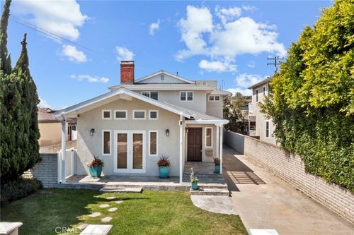1069 Avenue D, Redondo Beach, CA, 90277-4990 | Card Image