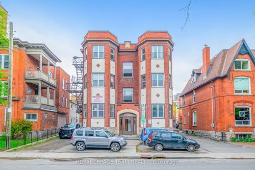 305 Waverley St W, Ottawa, ON, K2P0V9 | Card Image
