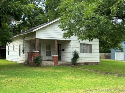 1038 Lehigh Ave, Hartshorne, OK, 74547-3634 | Card Image