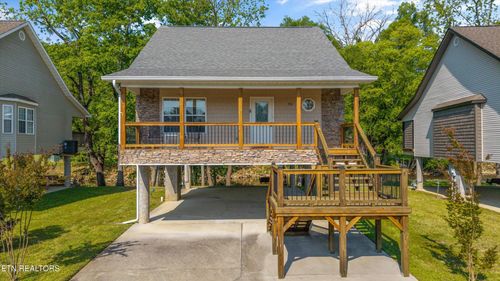 566 Tanasi Trl, Sevierville, TN, 37863-2906 | Card Image