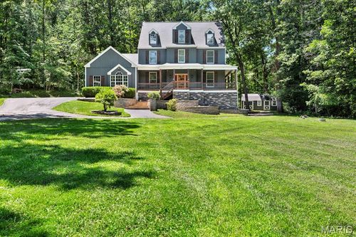1827 Shiloh Woods Rd, Wildwood, MO, 63005-8403 | Card Image