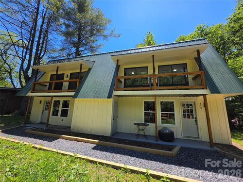 140 Nestle Rd, Boone, NC, 28607-9418 | Card Image