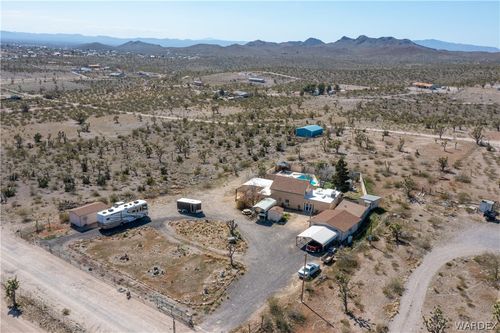 17305 N Lost Mine Dr, Dolan Springs, AZ, 86441 | Card Image