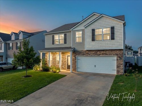 464 Brinkleys Way, Johnson City, TN, 37615-4887 | Card Image