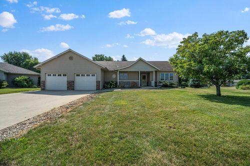 630 Dewberry Ln, Alexandria, MN, 56308-8714 | Card Image