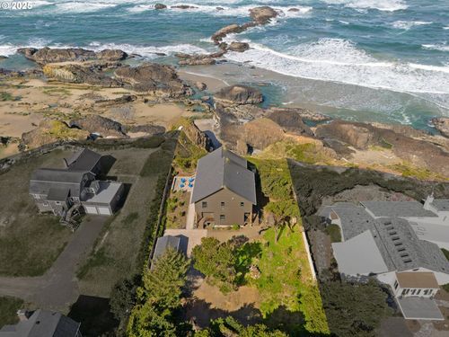 8466 Nw Coast Rd, Seal Rock, OR, 97376 | Card Image