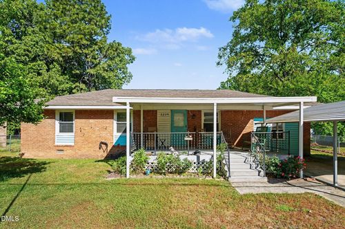 3209 E Brinkley Dr, Spring Lake, NC, 28390-1605 | Card Image